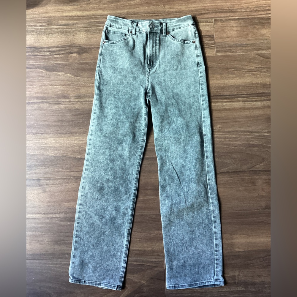 EXPRESS Ankle Cropped Stretchy Jeans